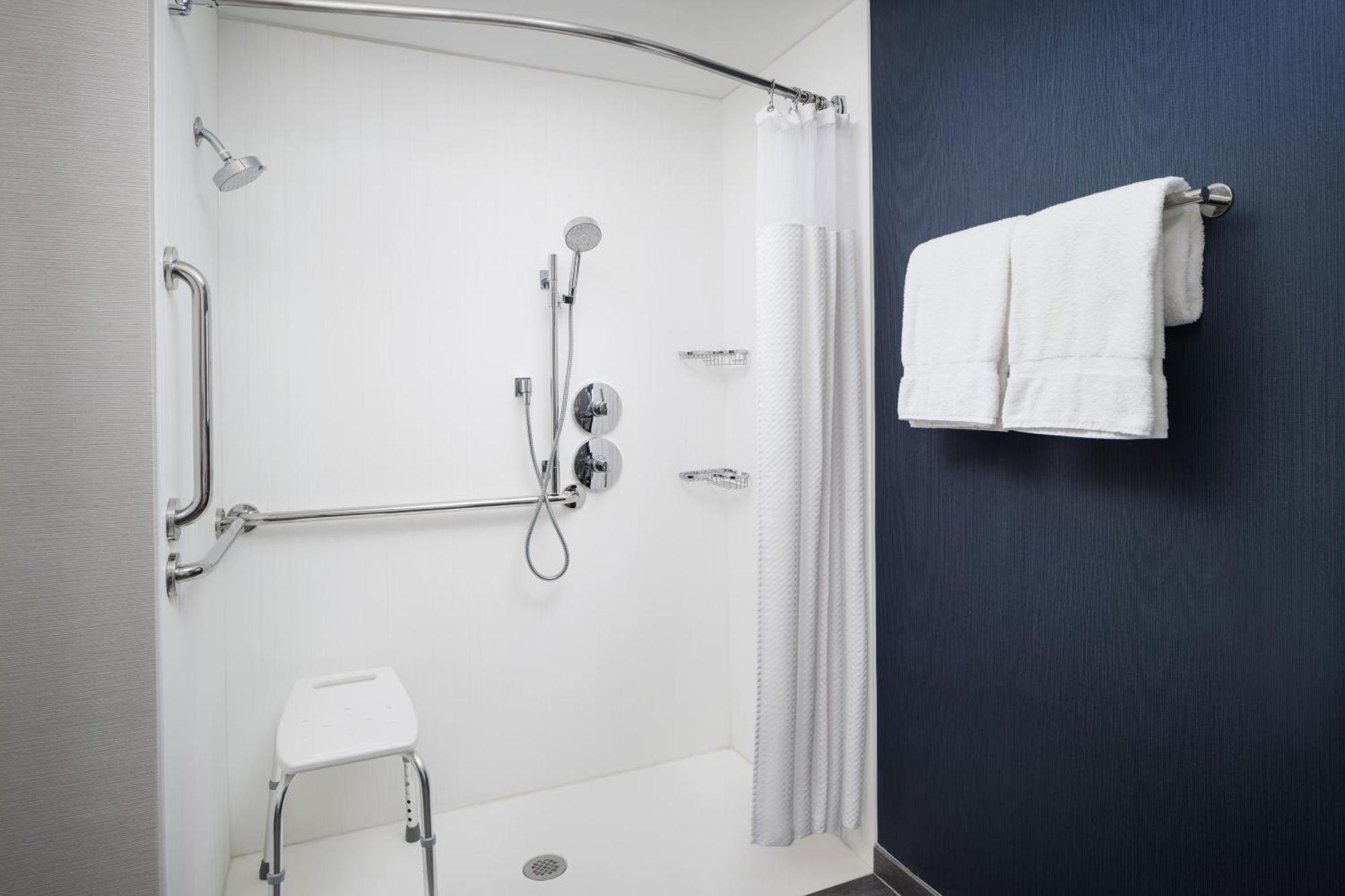 Courtyard Columbus Worthington Hotel Ngoại thất bức ảnh